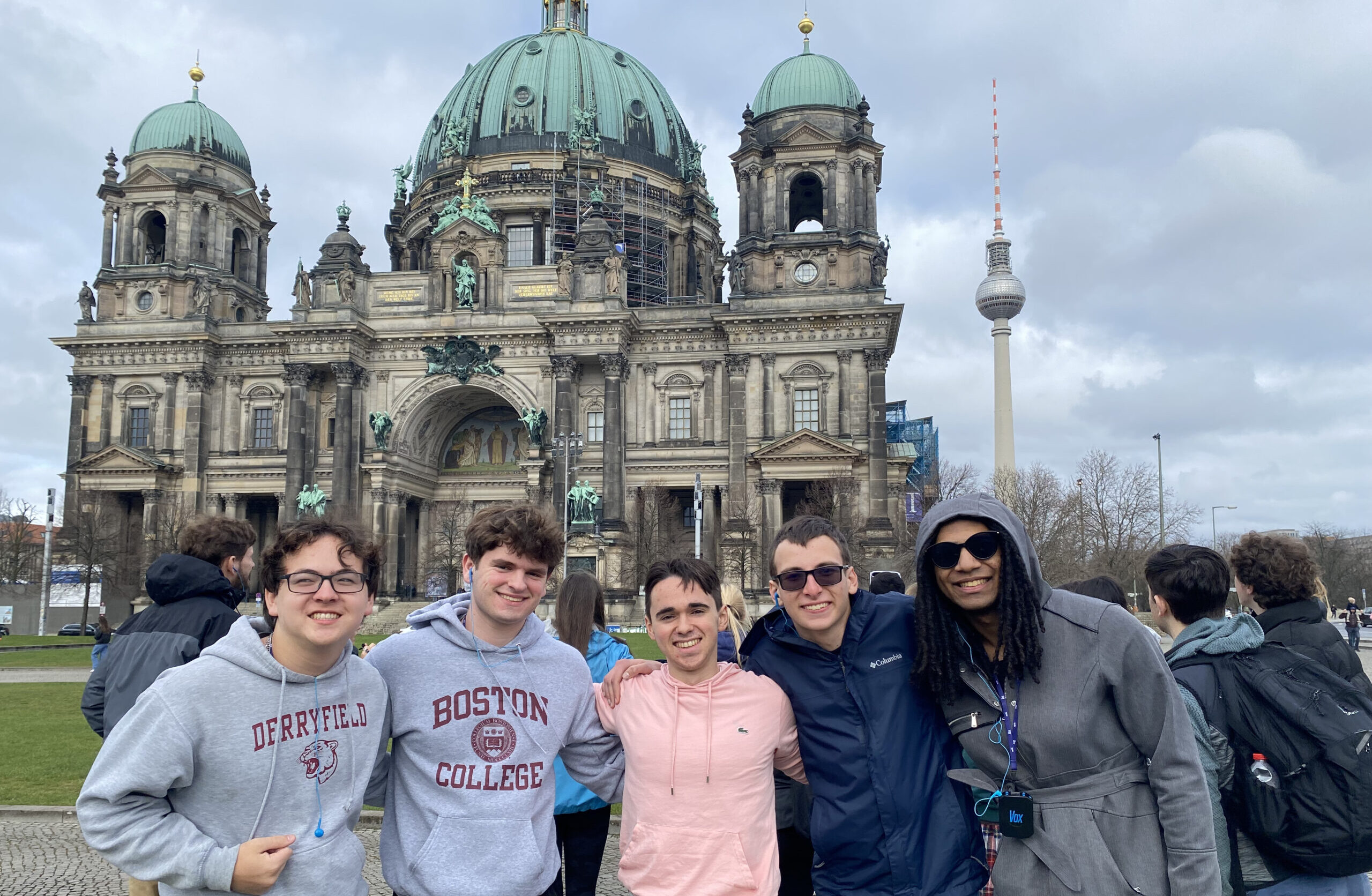 World Travel Programs Strengthen Connections