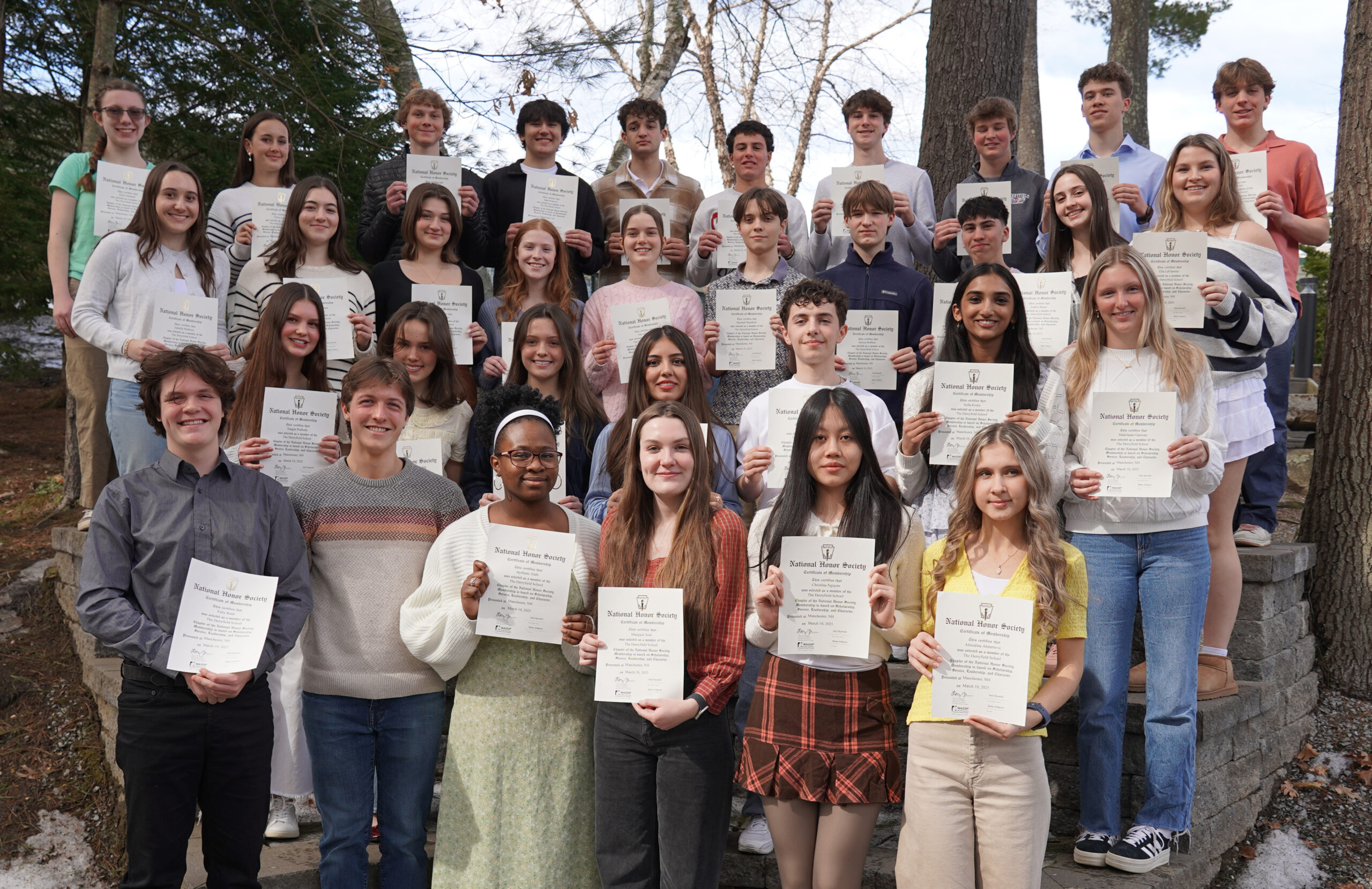 National Honor Society inducts 39 new members